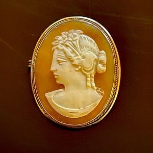 Hand carved Italian Cameo